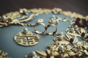 Investir bijoux anciens Nantes | Comptoir d'Achat Or et Argent